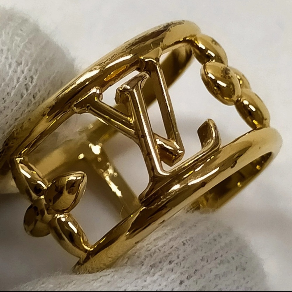 Louis Vuitton Ring - Picture 3 of 5